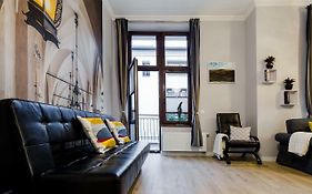 Kings Landing Apartament